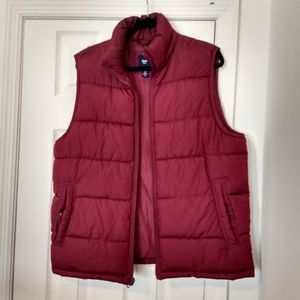 Men's GAP puffy vest